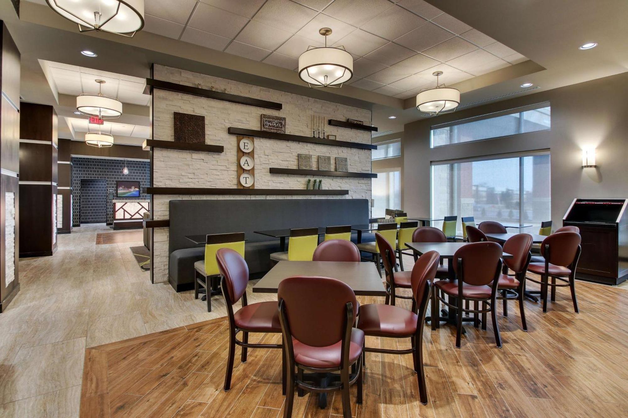 Drury Inn & Suites Cleveland Beachwood Exteriér fotografie