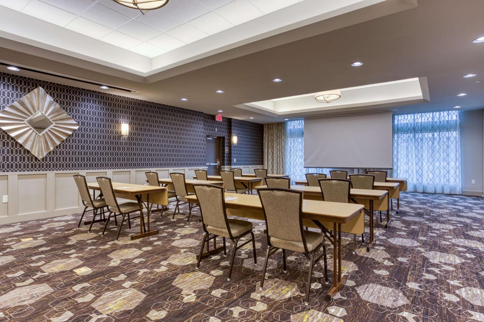 Drury Inn & Suites Cleveland Beachwood Exteriér fotografie