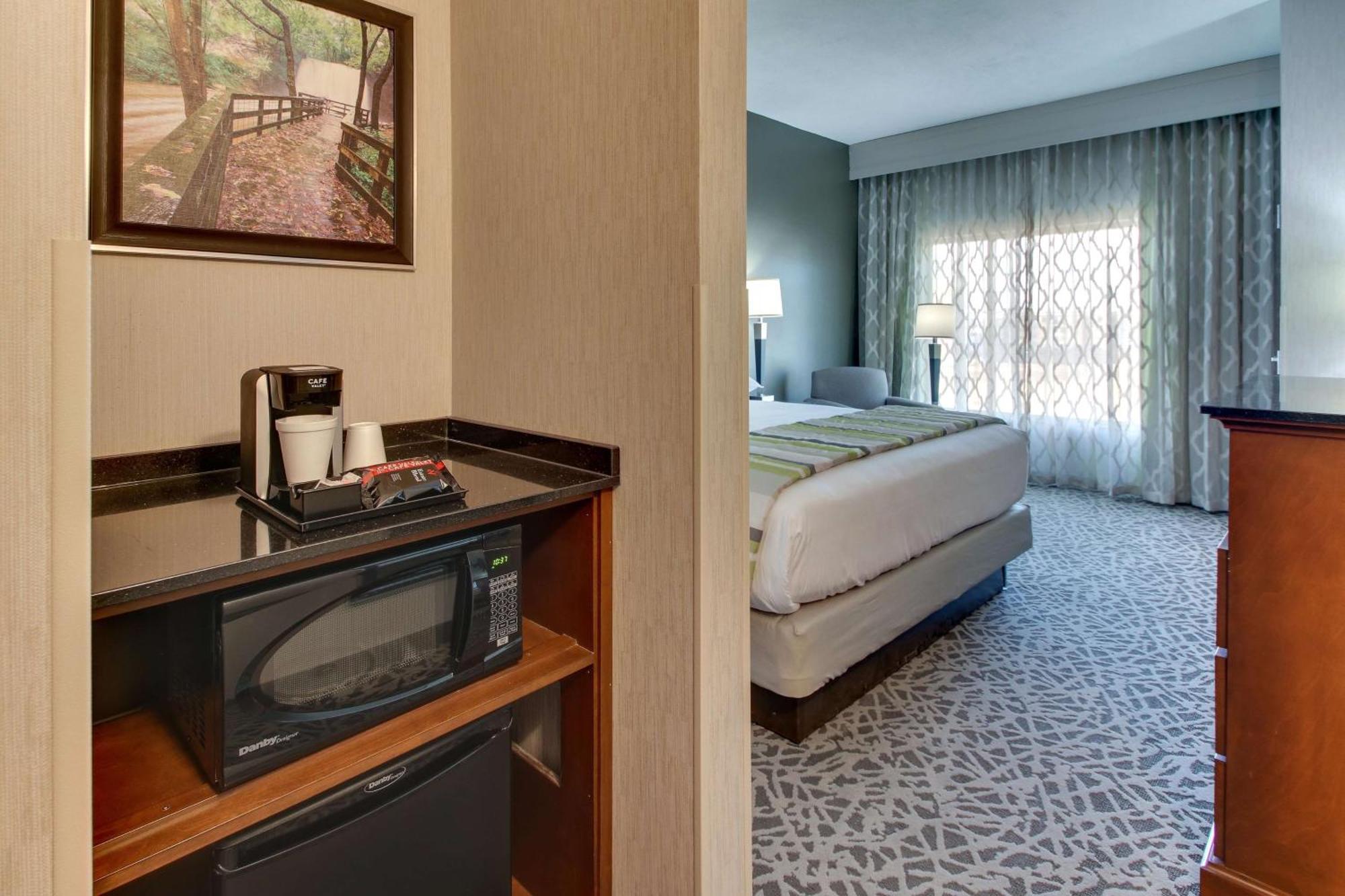 Drury Inn & Suites Cleveland Beachwood Exteriér fotografie
