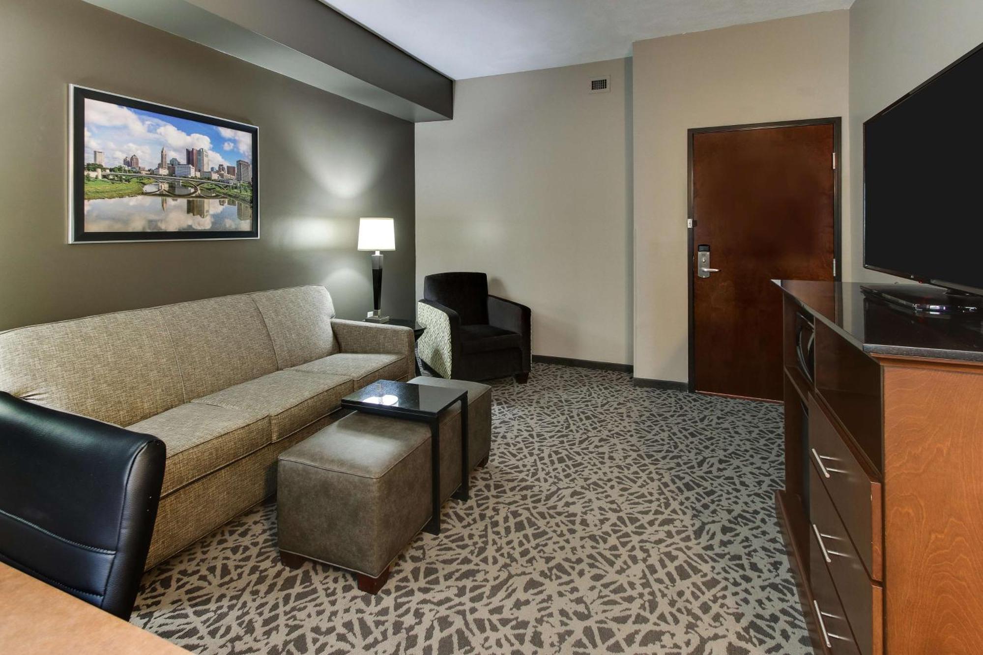Drury Inn & Suites Cleveland Beachwood Exteriér fotografie