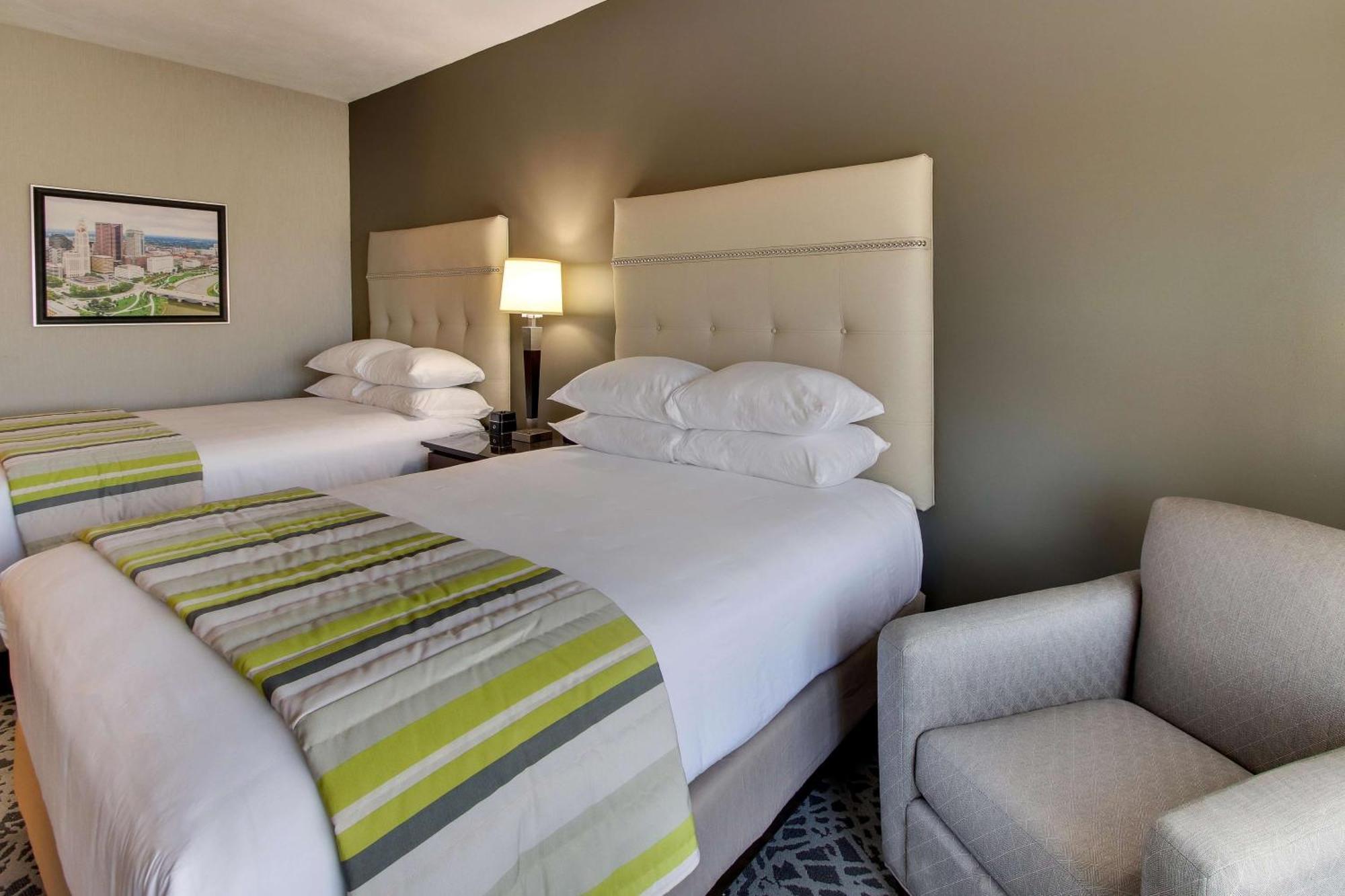 Drury Inn & Suites Cleveland Beachwood Exteriér fotografie