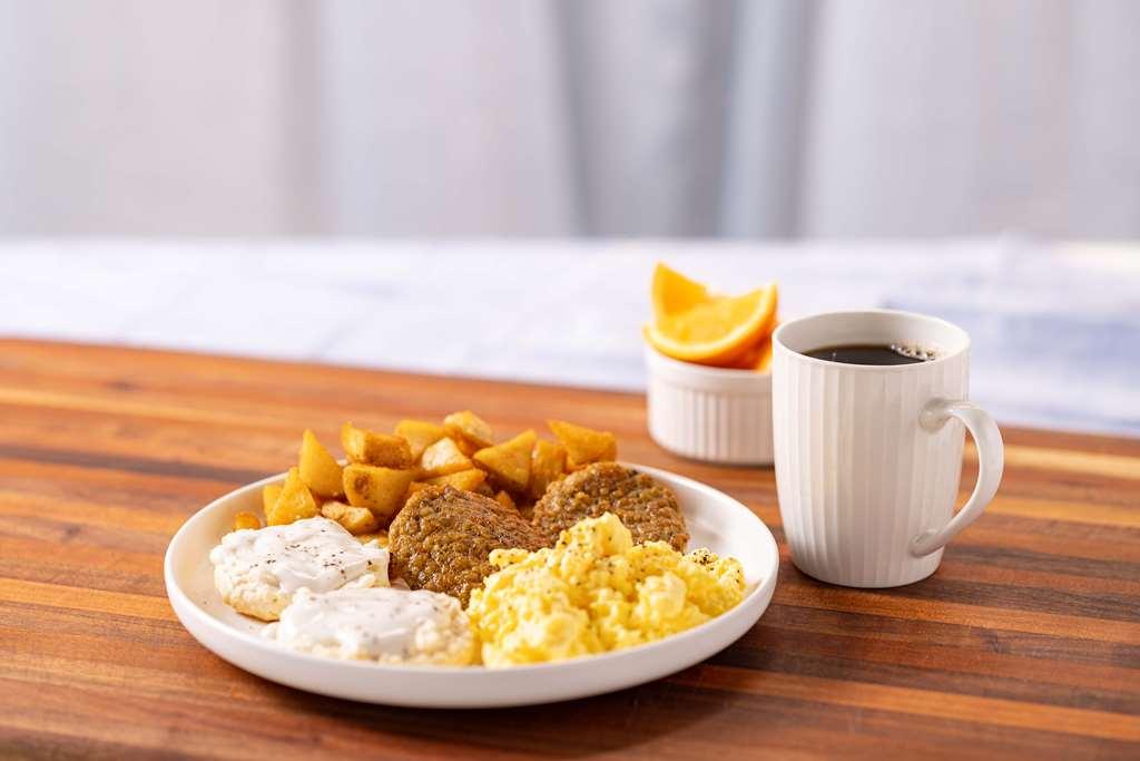 Drury Inn & Suites Cleveland Beachwood Restaurace fotografie